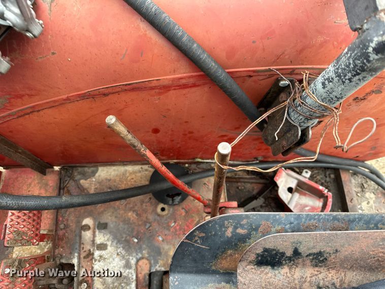 image for item EV2835 1967 International 806 tractor