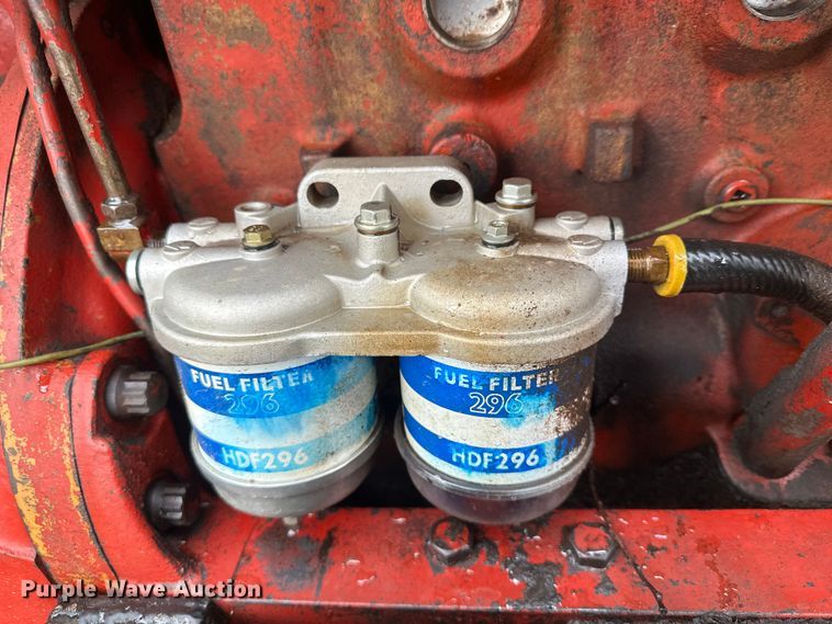 image for item EV2835 1967 International 806 tractor