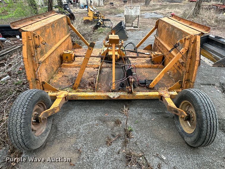 image for item EV2836 Woods 214 batwing brush cutter