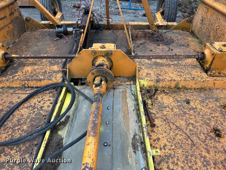 image for item EV2836 Woods 214 batwing brush cutter