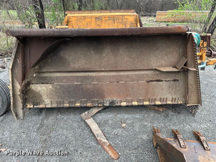 image for item EV2836 Woods 214 batwing brush cutter