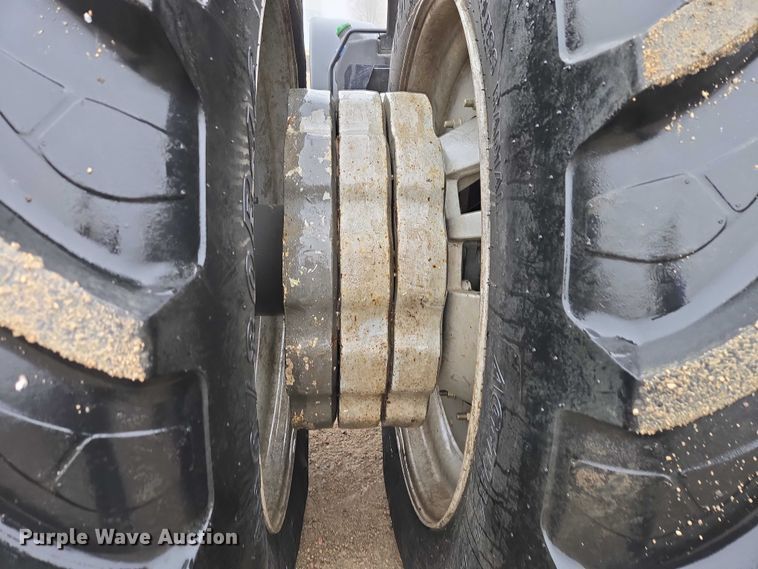 image for item EV5555 2012 Challenger MT655D MFWD tractor