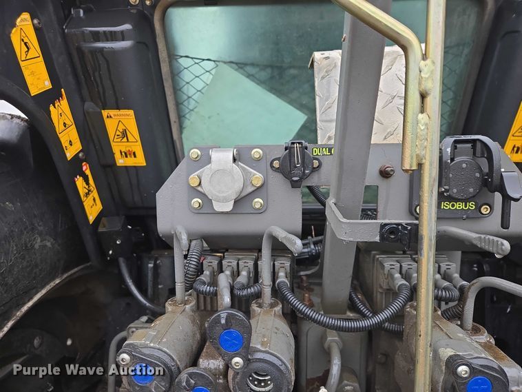 image for item EV5555 2012 Challenger MT655D MFWD tractor