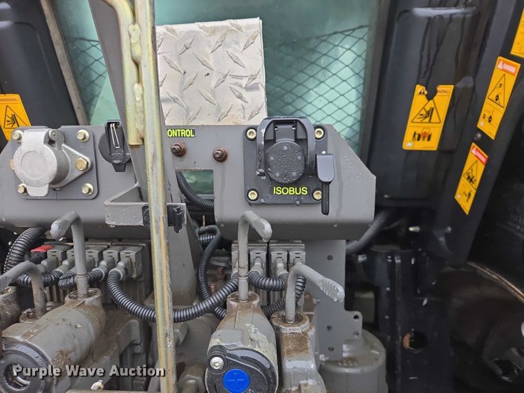 image for item EV5555 2012 Challenger MT655D MFWD tractor