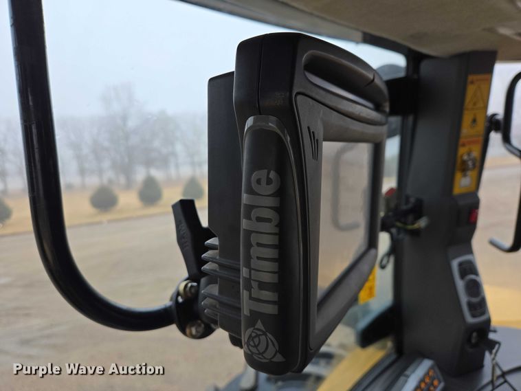 image for item EV5555 2012 Challenger MT655D MFWD tractor