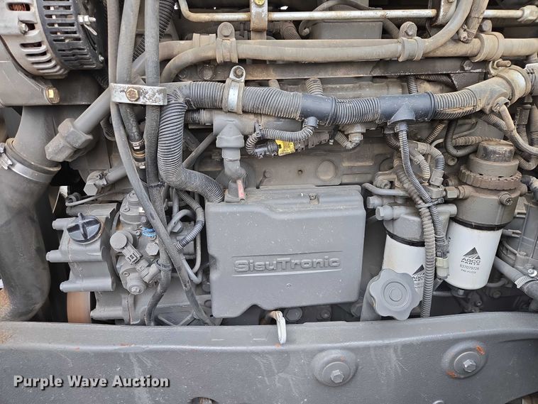 image for item EV5555 2012 Challenger MT655D MFWD tractor