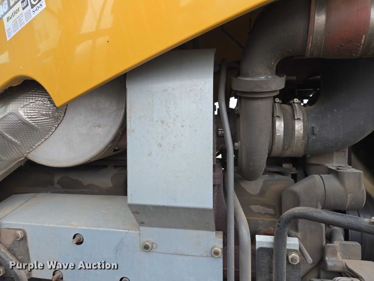 image for item EV5555 2012 Challenger MT655D MFWD tractor