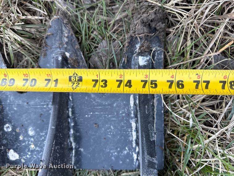 image for item EV7556 Skid steer root rake