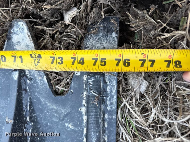 image for item EV7557 KC skid steer rock bucket