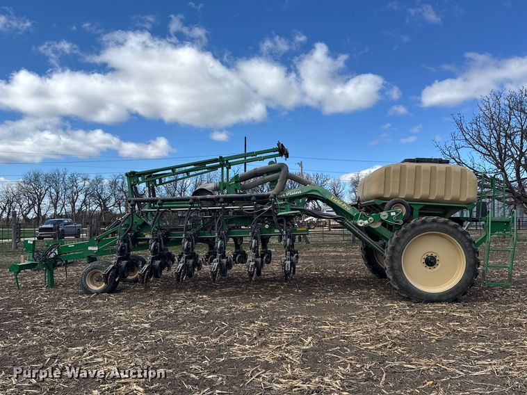 image for item FB0945 2015 Great Plains YP-1225A planter