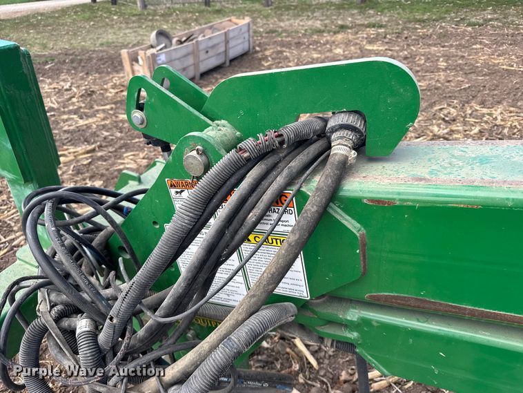 image for item FB0945 2015 Great Plains YP-1225A planter