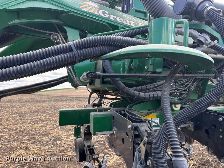 image for item FB0945 2015 Great Plains YP-1225A planter