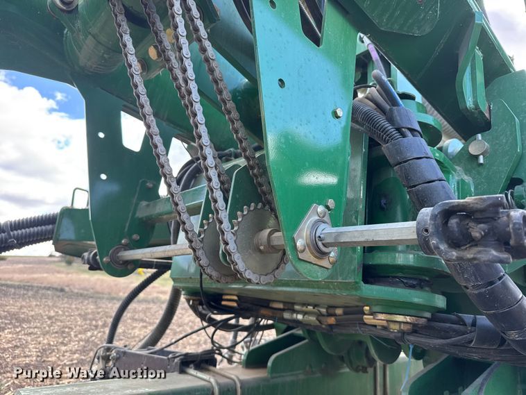 image for item FB0945 2015 Great Plains YP-1225A planter