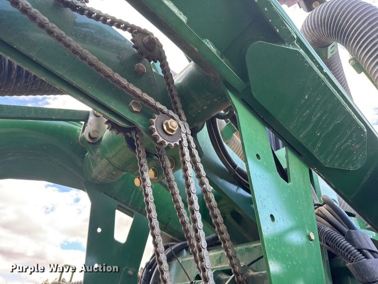 image for item FB0945 2015 Great Plains YP-1225A planter