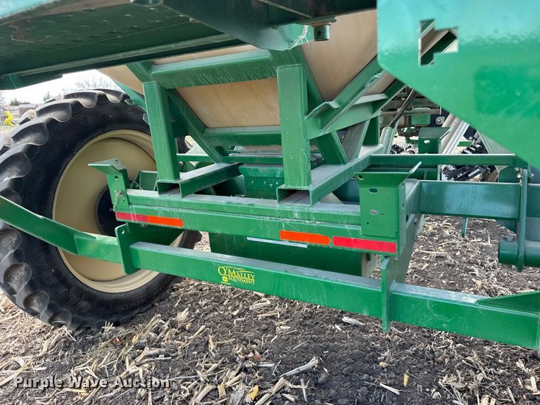 image for item FB0945 2015 Great Plains YP-1225A planter