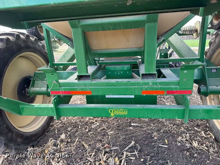 image for item FB0945 2015 Great Plains YP-1225A planter