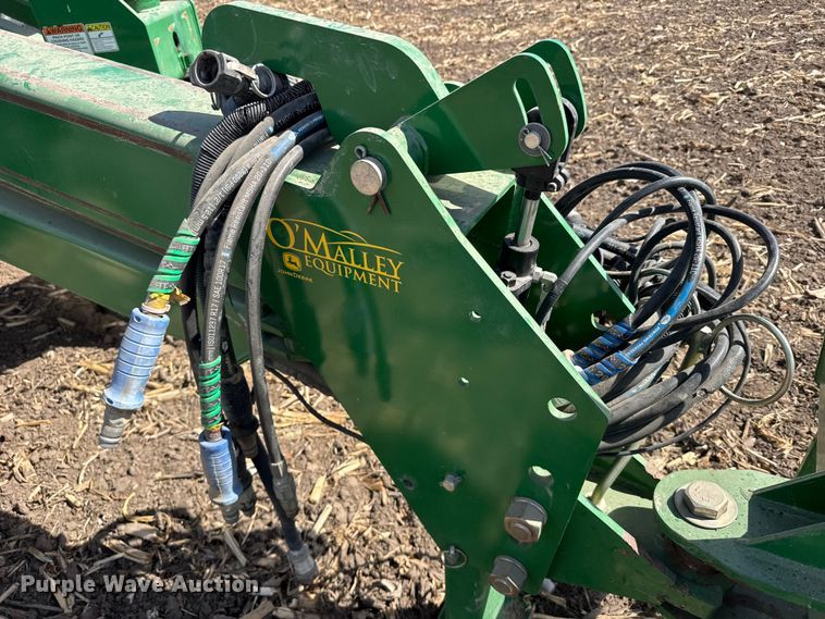 image for item FB0945 2015 Great Plains YP-1225A planter