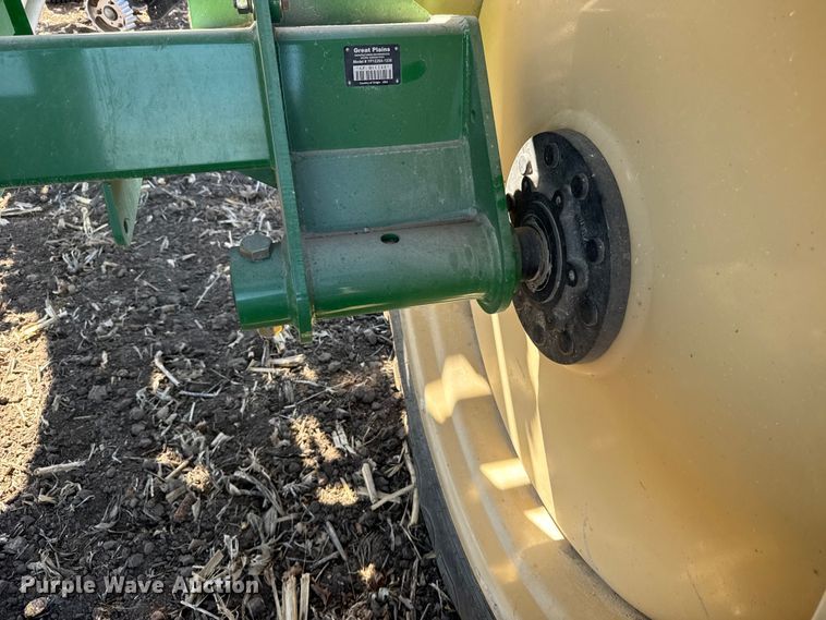 image for item FB0945 2015 Great Plains YP-1225A planter