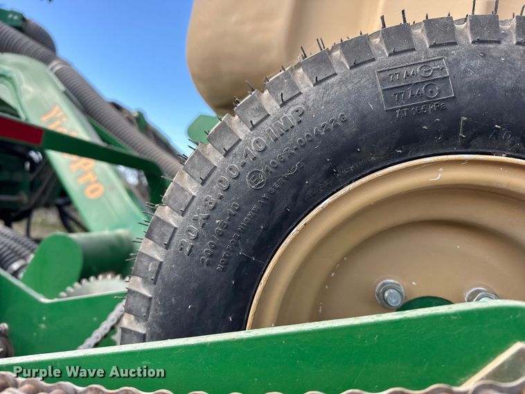 image for item FB0945 2015 Great Plains YP-1225A planter