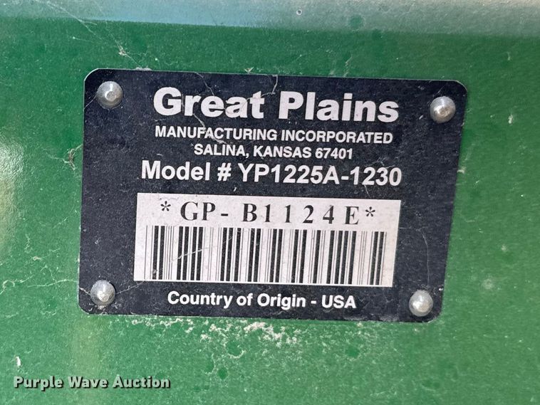 image for item FB0945 2015 Great Plains YP-1225A planter
