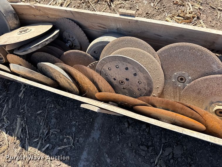 image for item FB0945 2015 Great Plains YP-1225A planter