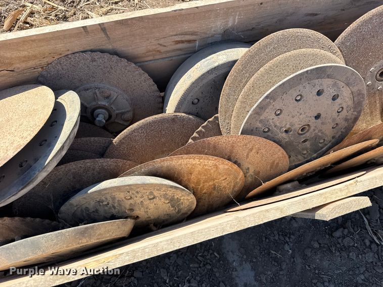 image for item FB0945 2015 Great Plains YP-1225A planter