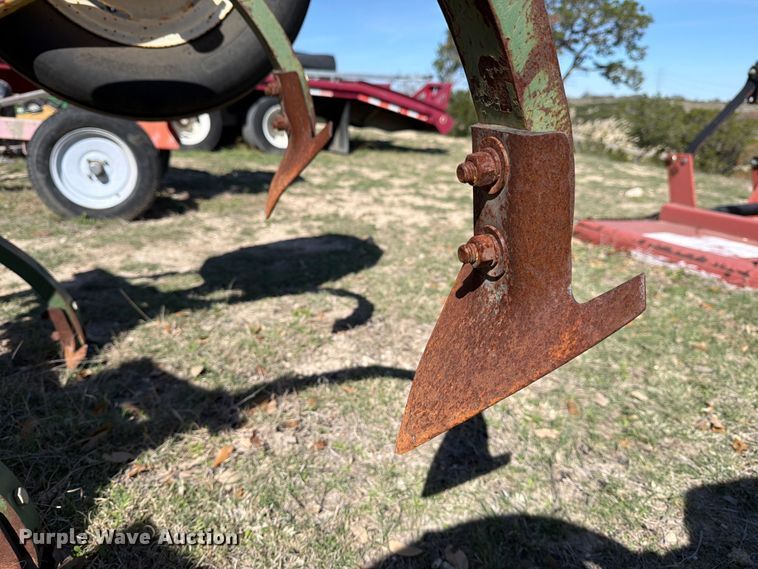 image for item FB8019 Field cultivator