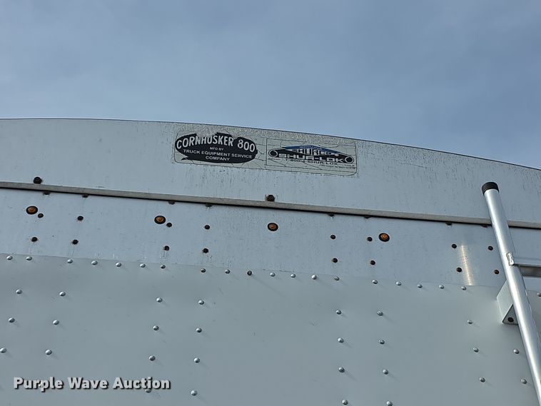 image for item FI0881 2013 Cornhusker 800 ALSR grain trailer