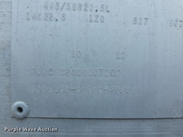 image for item FI0881 2013 Cornhusker 800 ALSR grain trailer