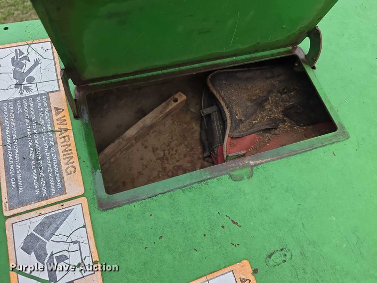 image for item FI0905 John Deere MoCo 956 