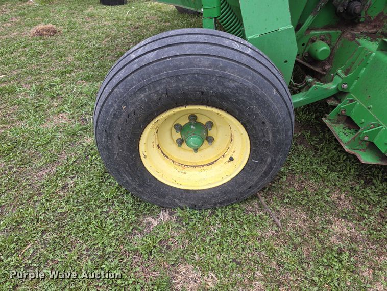image for item FI0905 John Deere MoCo 956 