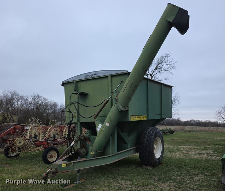 image for item FI0906 Grain King grain cart