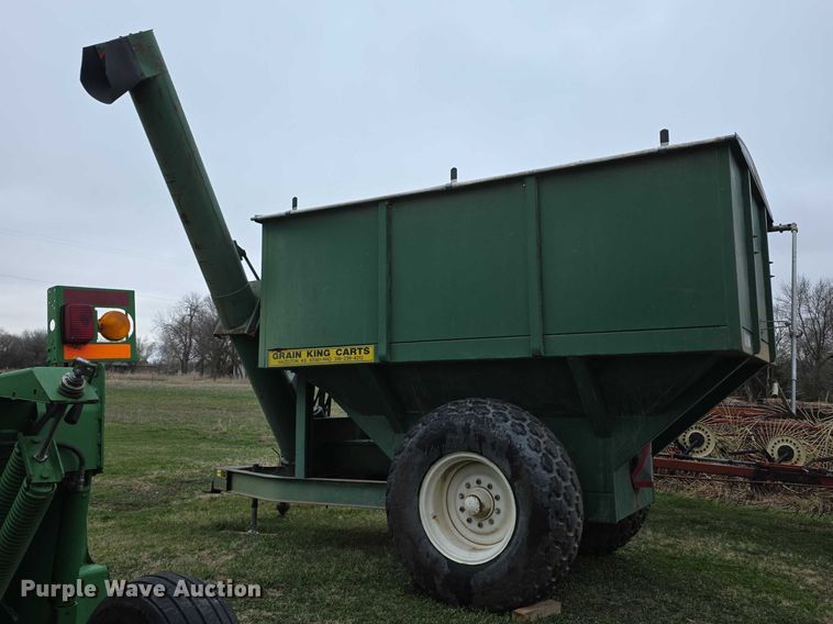 image for item FI0906 Grain King grain cart
