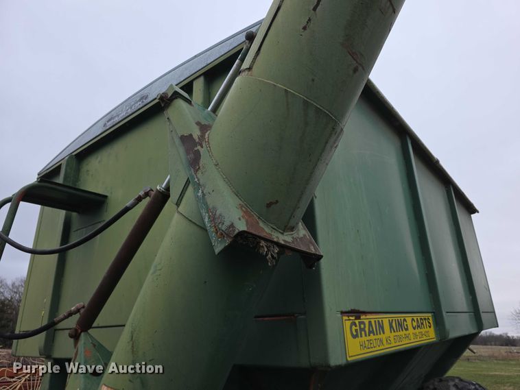 image for item FI0906 Grain King grain cart