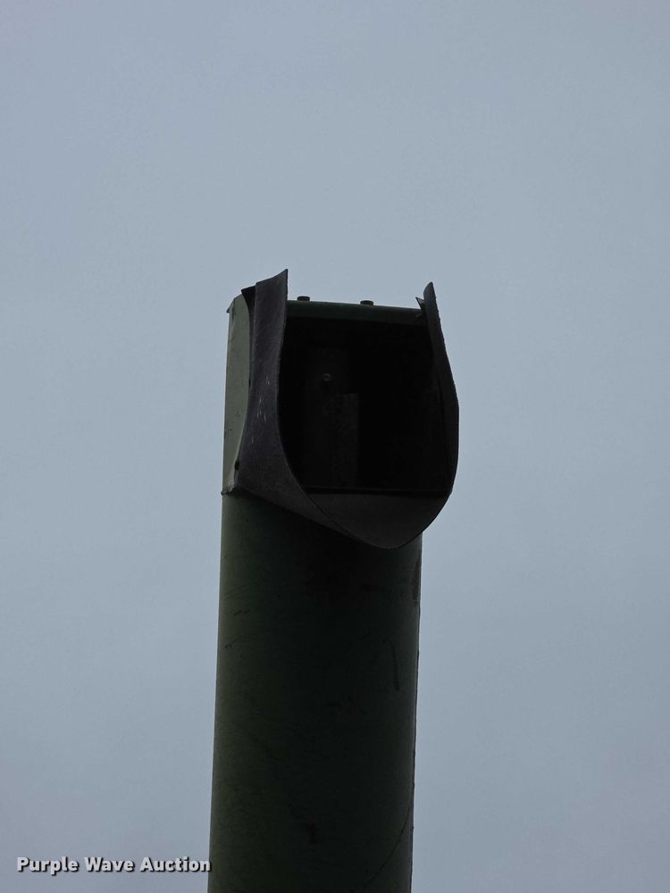 image for item FI0906 Grain King grain cart