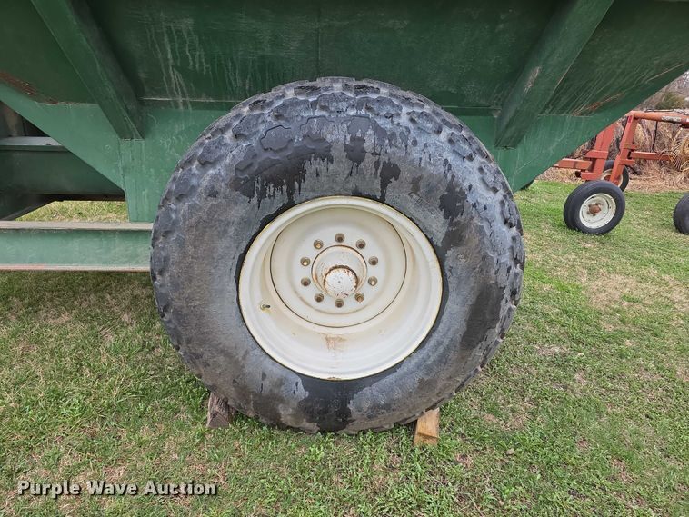 image for item FI0906 Grain King grain cart
