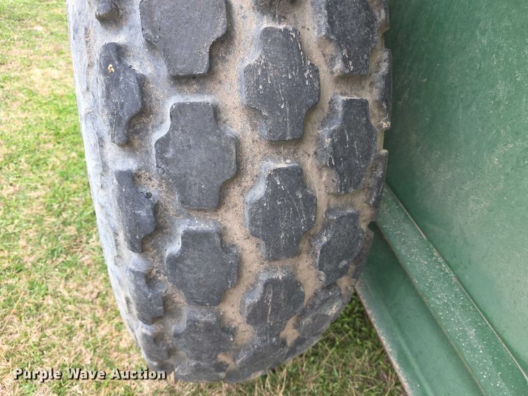 image for item FI0906 Grain King grain cart