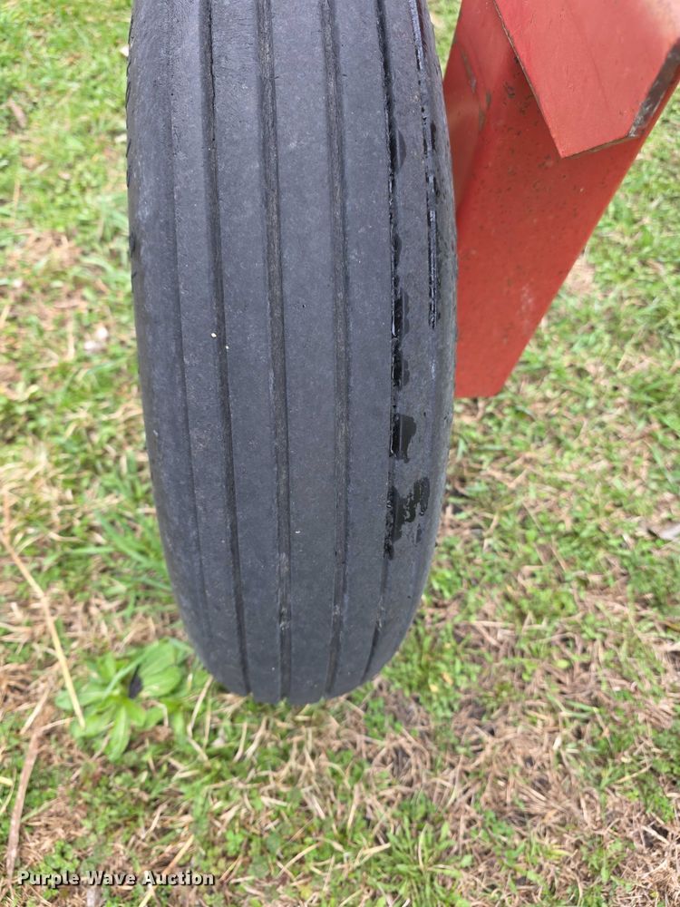 image for item FI0907 H&S  hay rake