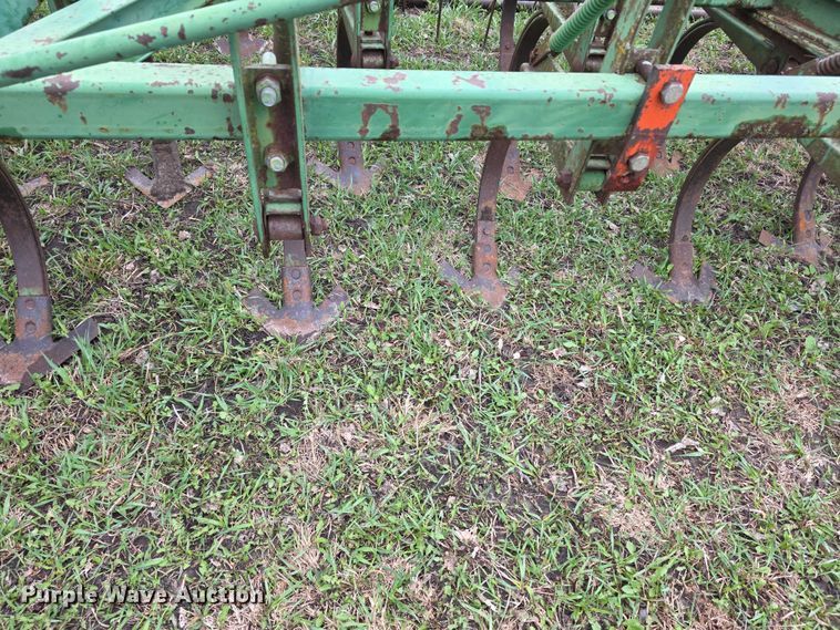 image for item FI0909 John Deere field cultivator