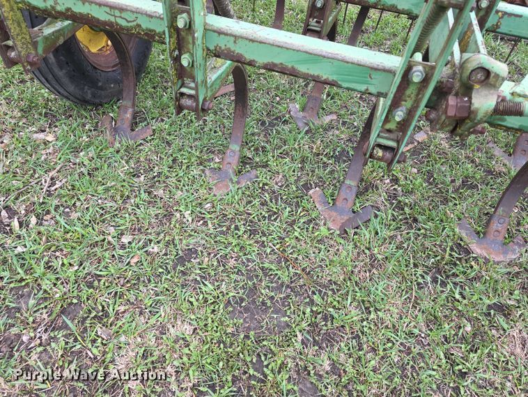 image for item FI0909 John Deere field cultivator