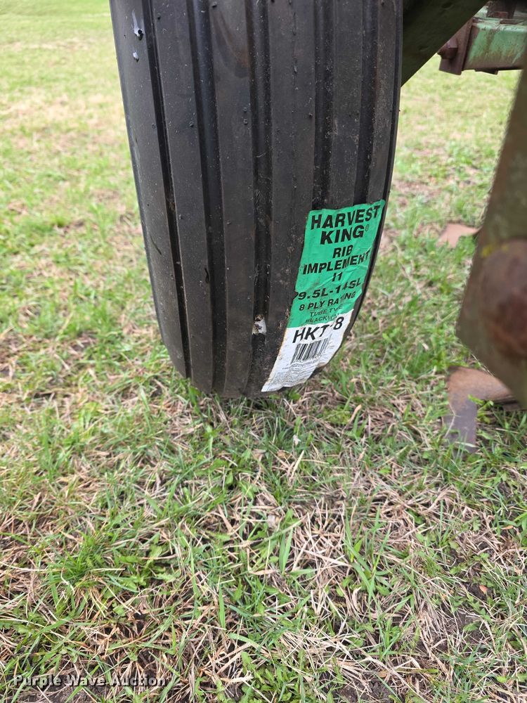 image for item FI0909 John Deere field cultivator