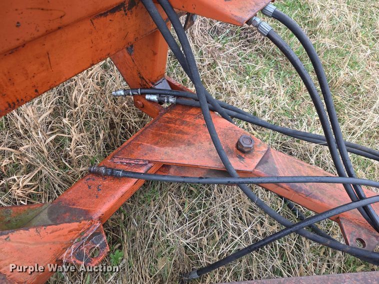 image for item FI0911 Allis Chalmers 2600  double off-set disk