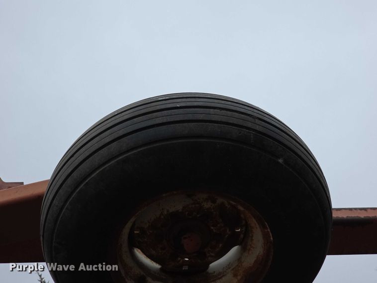 image for item FI0911 Allis Chalmers 2600  double off-set disk