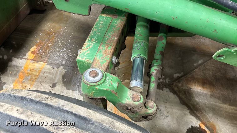 image for item FK1522 1991 John Deere 2955 tractor