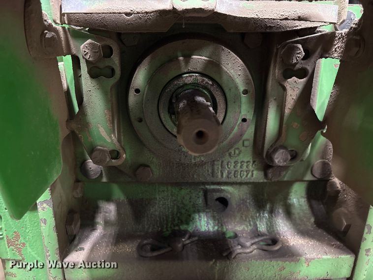 image for item FK1522 1991 John Deere 2955 tractor