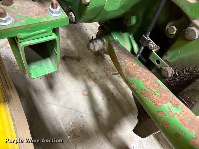 image for item FK1522 1991 John Deere 2955 tractor