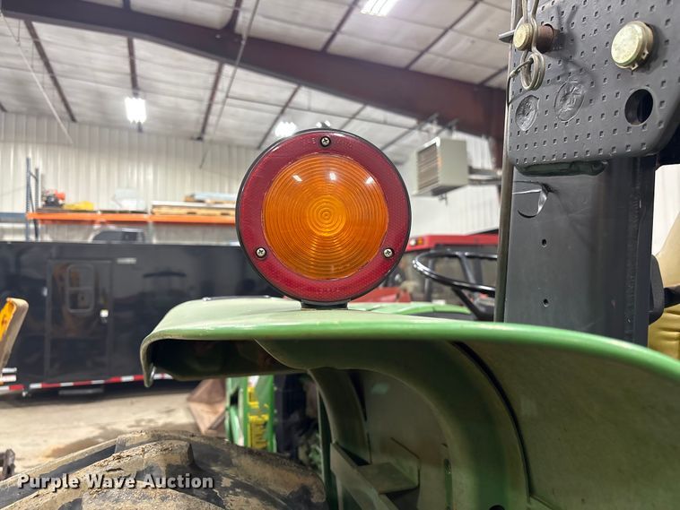 image for item FK1522 1991 John Deere 2955 tractor