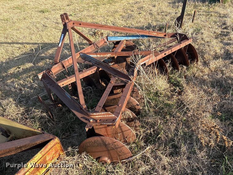 image for item NK9058 Plow tandem off-set disk