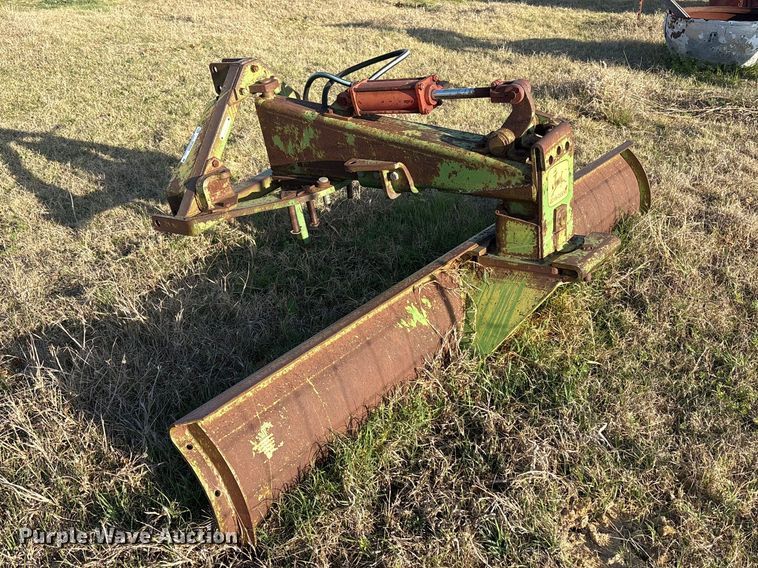 image for item NK9059 John Deere three point blade