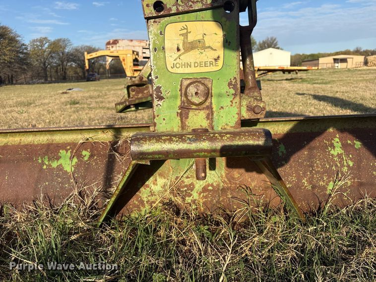 image for item NK9059 John Deere three point blade